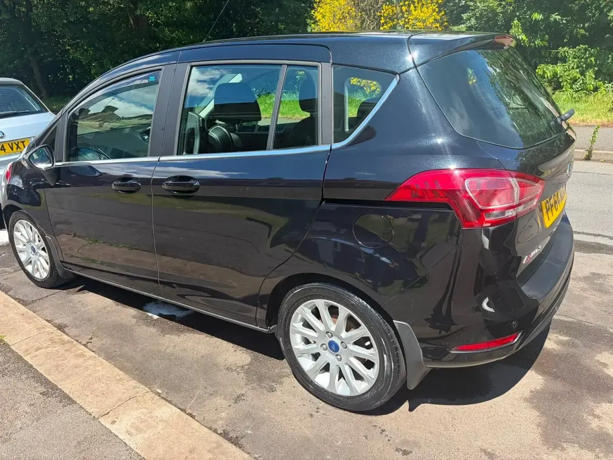 Used Ford B-MAX Titanium 95 HP (69 kW) 2014 Black MPV