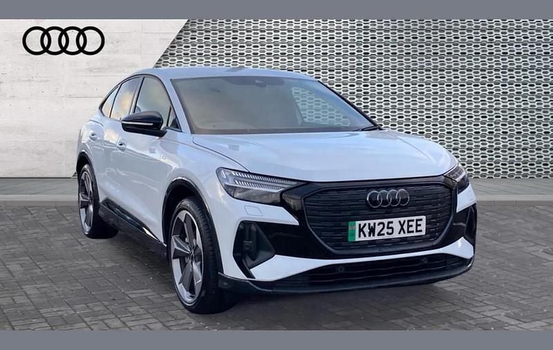Used Audi Q4 Sportback e-tron Black Edition 206 kW (281 HP) 2025 White SUV