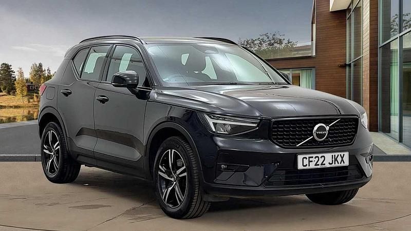 Black Used 2022 Volvo XC40 Plus SUV | £31,995 (Expensive) - Image 1/4