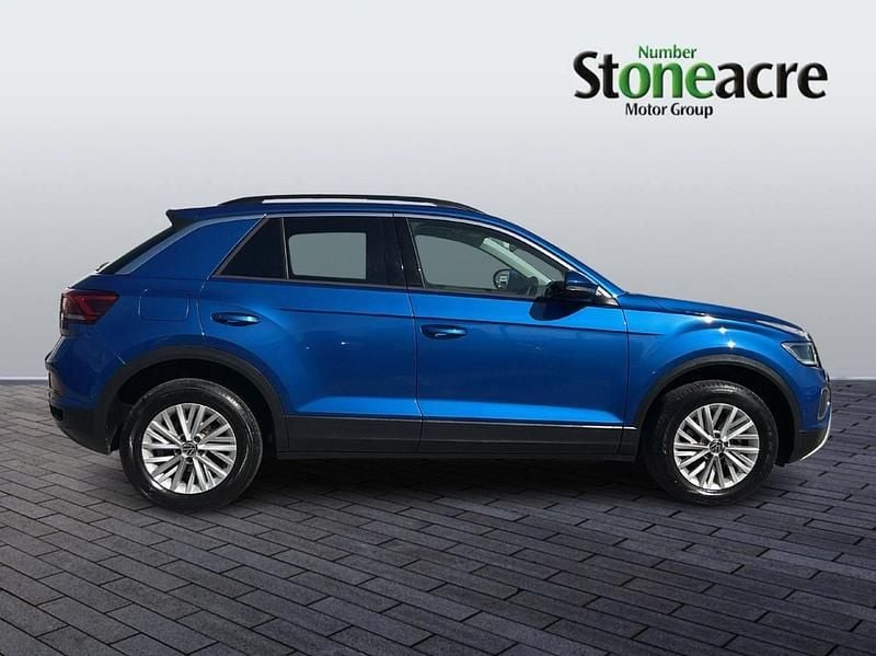 Used VW T-Roc Life 150 HP (110 kW) 2022 Blue SUV