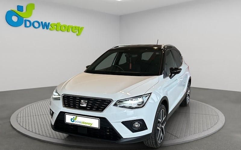 Usado Seat Arona XCELLENCE Lux 116 HP (85 kW) 2019 Branco SUV