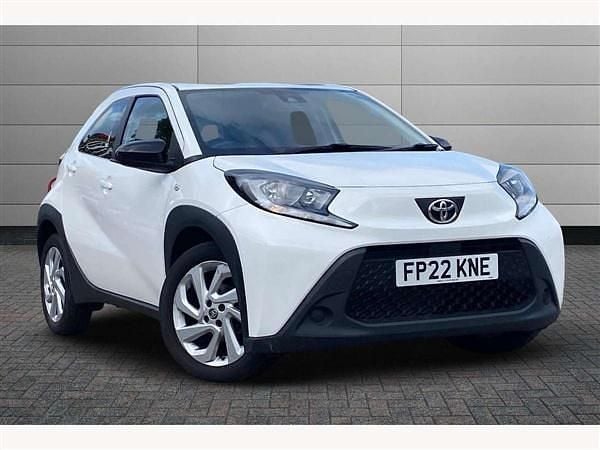 White Used 2022 Toyota Aygo X PURE SUV | £10,850 - Image 1/3
