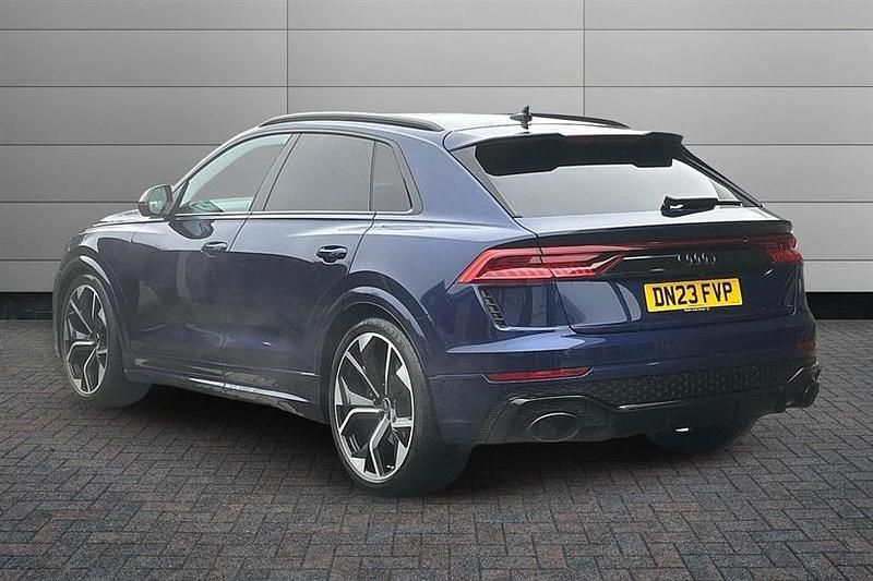 Used Audi RS Q8 Advanced 600 HP (441 kW) 2023 Navarra blue SUV