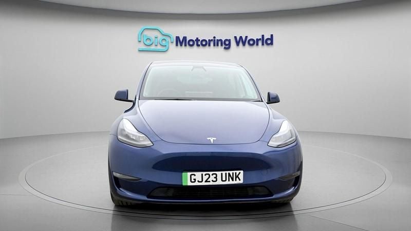 Used Tesla Model Y Long Range AWD 378 kW (514 HP) 2023 Blue SUV
