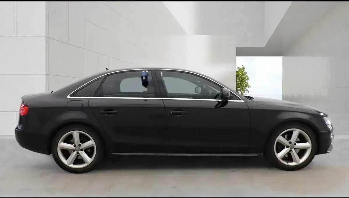 Used Audi A4 S-Line 211 HP (155 kW) 2009 Black Sedan