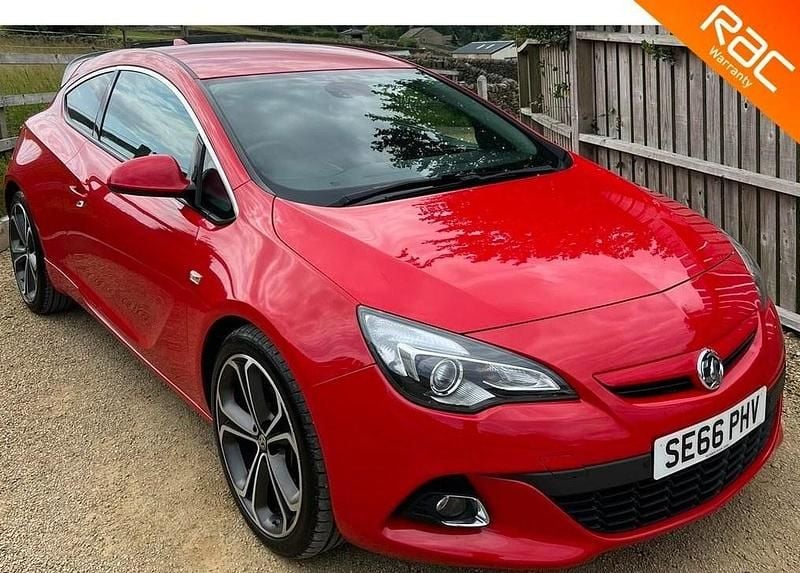 Red Used 2017 Vauxhall Astra GTC Edition Hatchback | £6,495 (Fair price) - Image 1/3