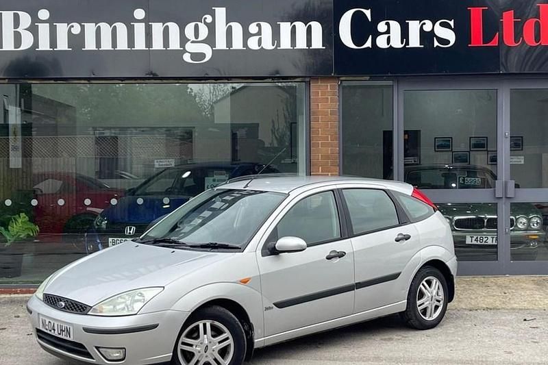 Silver Used 2004 Ford Focus Zetec Hatchback | £1,000 (Good price) - Image 1/1