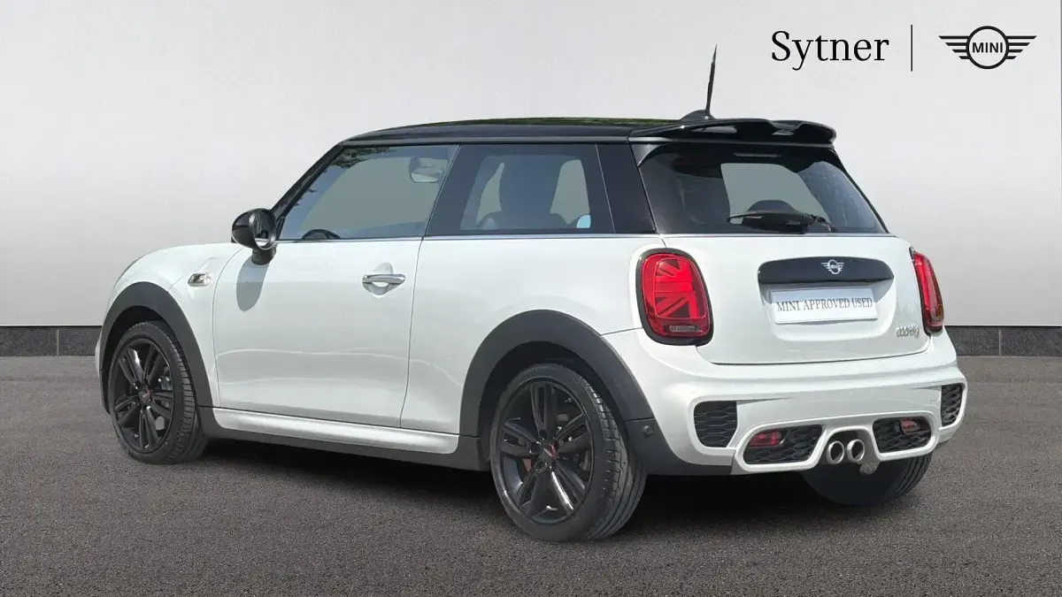 Used Mini Cooper S Hatch 189 HP (139 kW) 2019 Silver Hatchback