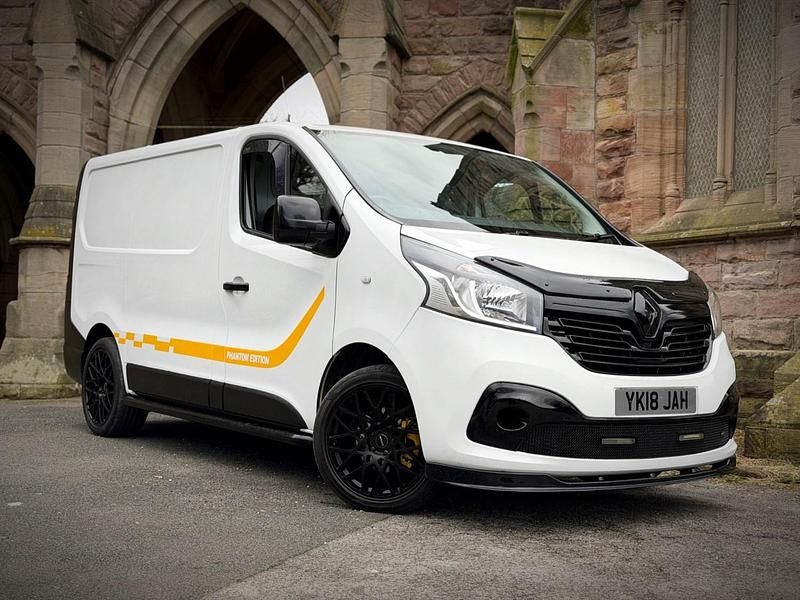 Used Renault Trafic Business 2018 White MPV