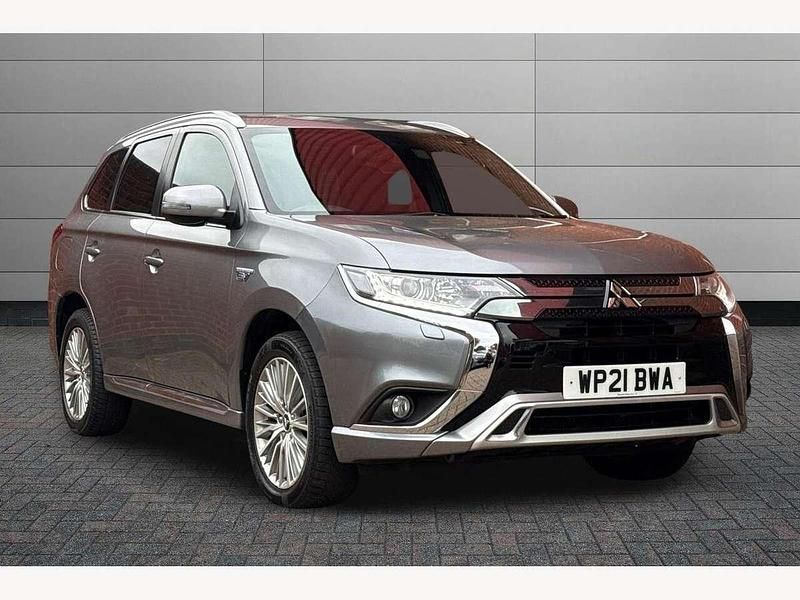 Grey Used 2021 Mitsubishi Outlander P-HEV SUV | £15,295 (Fair price) - Image 1/2