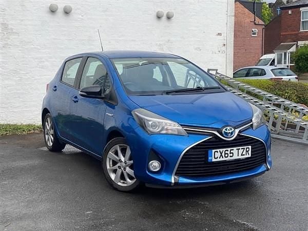 Blue Used 2015 Toyota Yaris Hatchback | £10,000 - Image 1/1