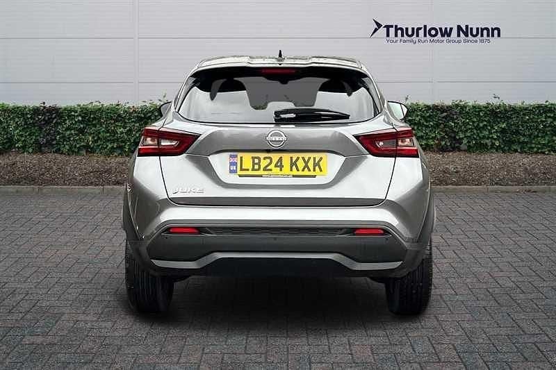 Used Nissan Juke N-Connecta 114 HP (83 kW) 2024 Grey SUV