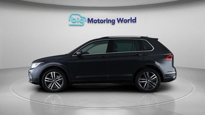 Used VW Tiguan Elegance 245 HP (180 kW) 2023 Grey SUV