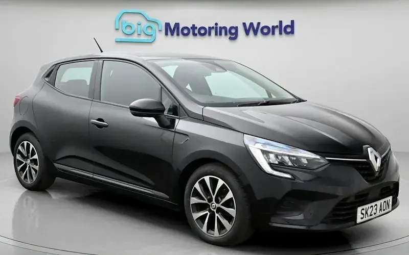 Used Renault Clio Evolution 90 HP (66 kW) 2023 Hatchback