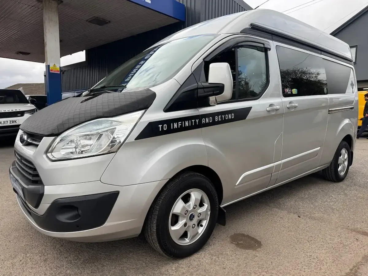 Used Ford Transit Custom Limited 125 HP (91 kW) 2015 Silver Van