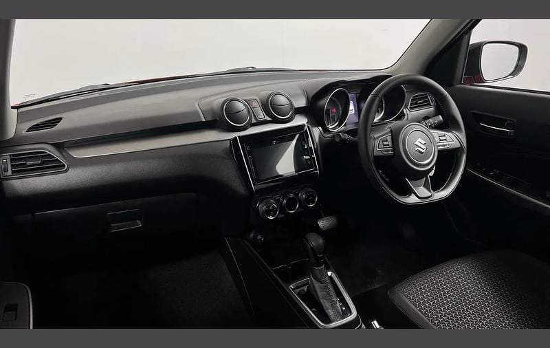 Used Suzuki Swift SZ5 83 HP (61 kW) 2022 Red Hatchback