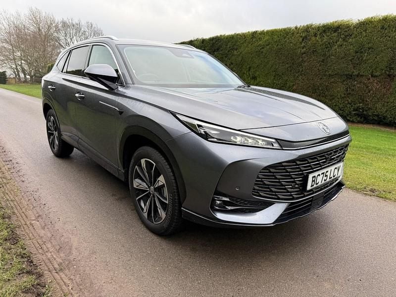 Grey New 2026 MG HS Trophy SUV | £24,495 (Fair price) - Image 1/3