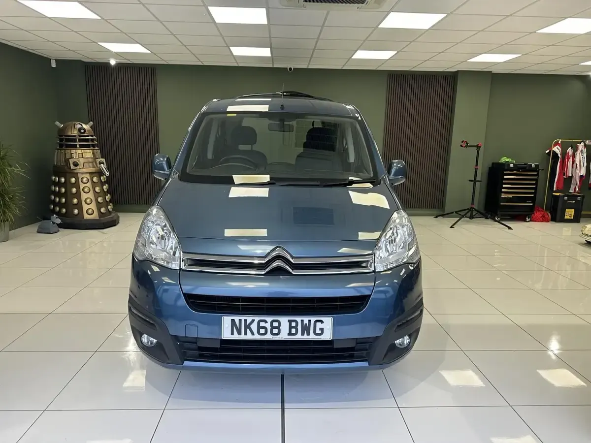 Used Citroën e-Berlingo Feel 100 HP (73 kW) 2018 Blue MPV