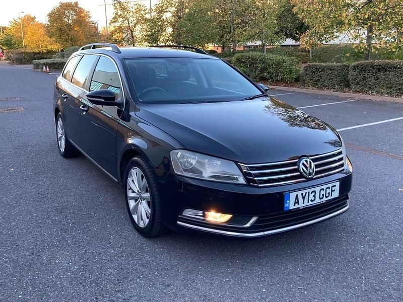 Black Used 2013 VW Passat Highline Estate | £2,495 (Fair price) - Image 1/4