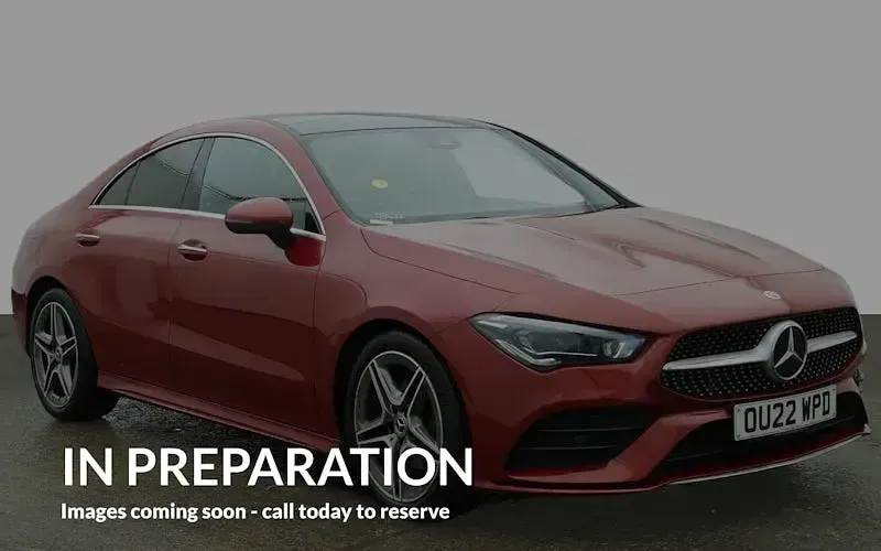 Usado Mercedes CLA180 AMG Line Premium Plus 136 CV (100 kW) 2022 Berlina