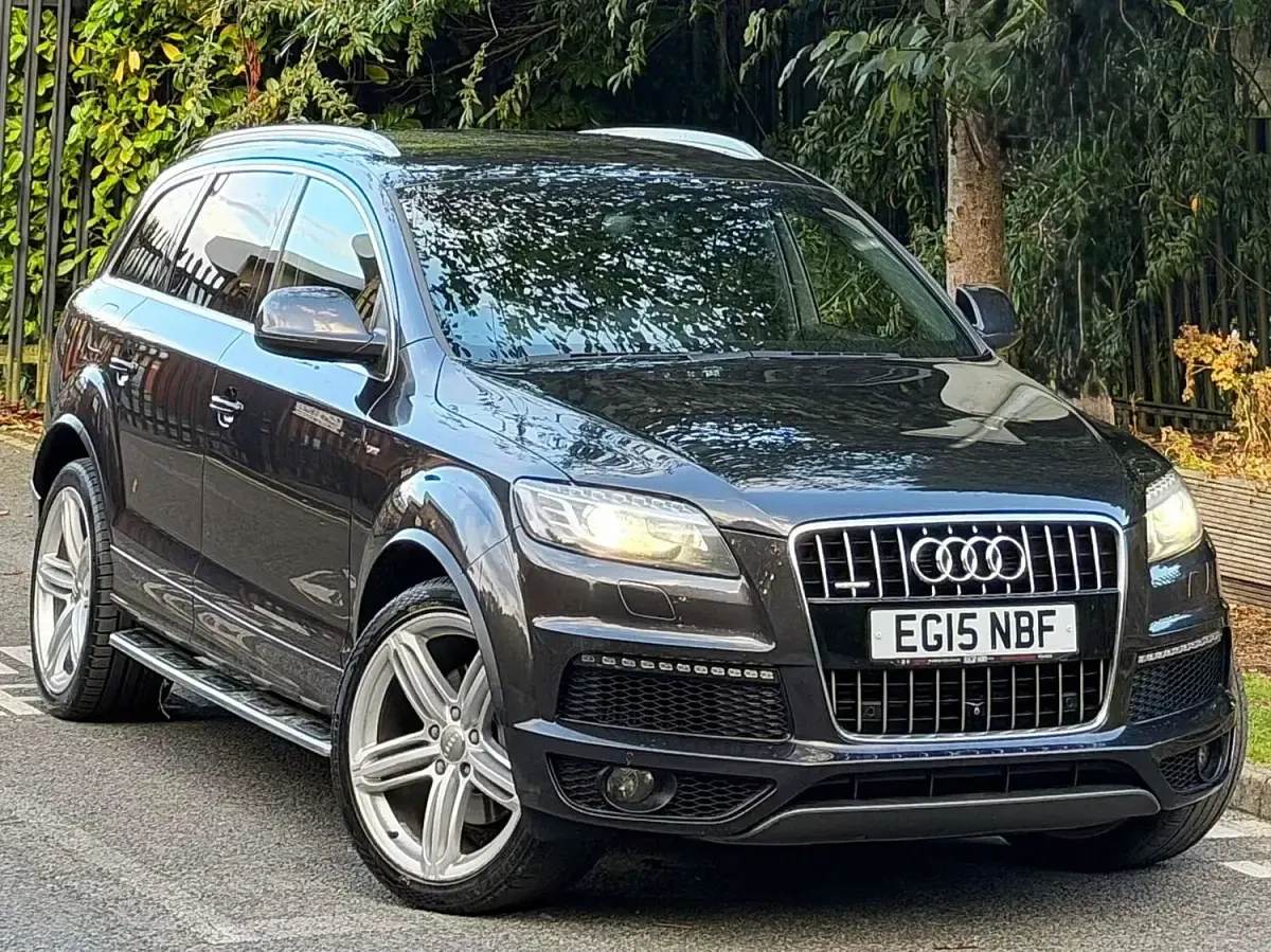 Used Audi Q7 S-line plus 241 HP (177 kW) 2015 Grey SUV