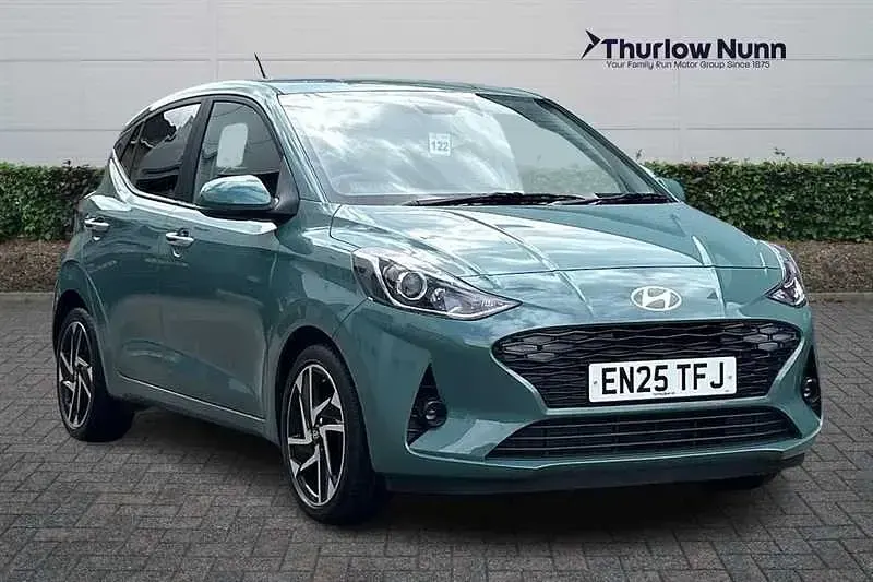 Used Hyundai i10 Premium 79 HP (58 kW) 2025 Hatchback