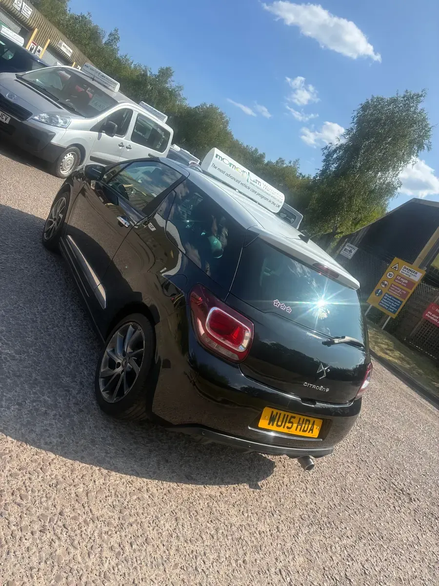 Used Citroën DS3 90 HP (66 kW) 2015 Black Hatchback