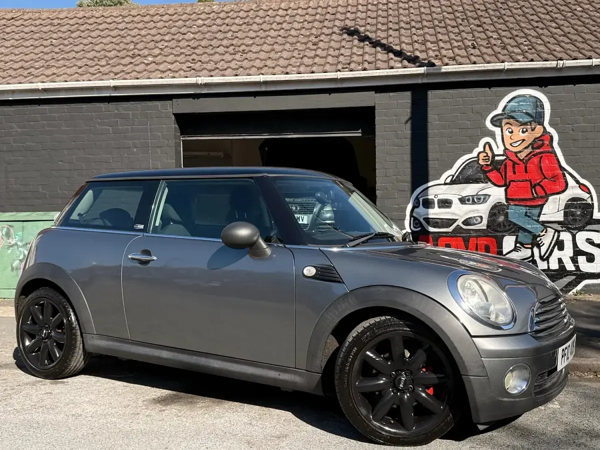 Used Mini Cooper Hatch 122 HP (89 kW) 2010 Grey Hatchback