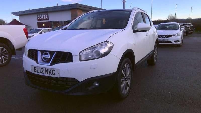 Used Nissan Qashqai Tekna 130 HP (95 kW) 2012 White SUV