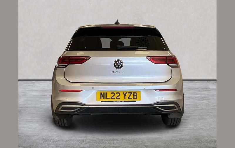 Used VW Golf VIII Active 150 HP (110 kW) 2022 Silver Hatchback