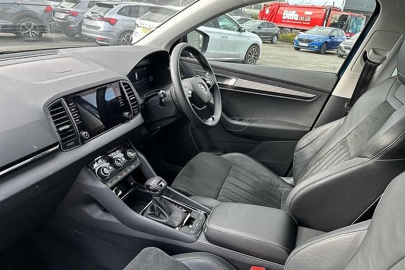 Used Skoda Karoq SE L 150 HP (110 kW) 2024 Blue SUV