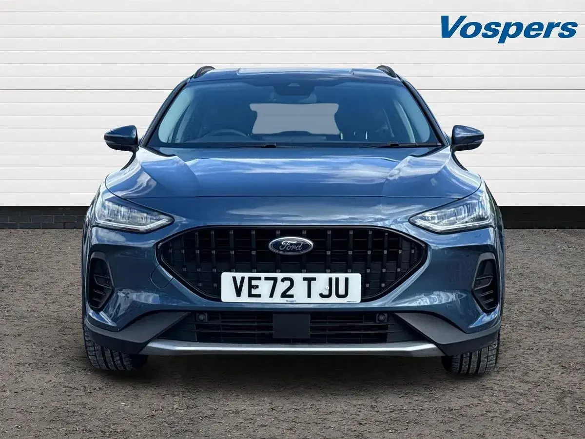 Used Ford Focus Active 125 HP (91 kW) 2023 Blue Estate