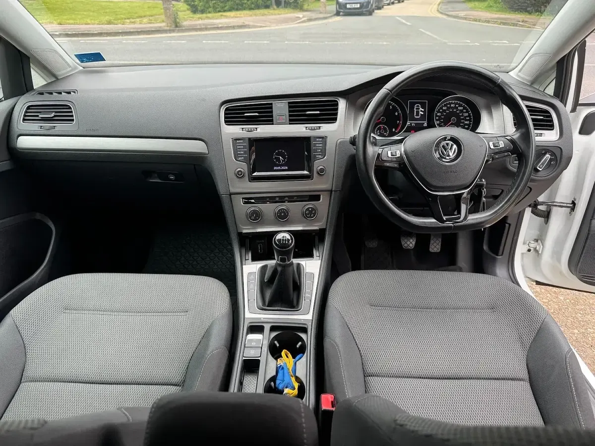 Used VW Golf VII Match 2015 White Hatchback