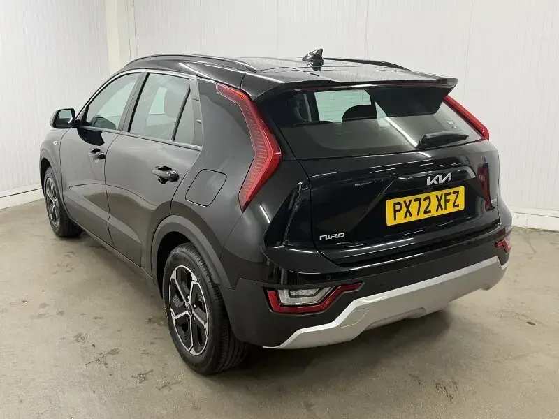 Used Kia Niro 139 HP (102 kW) 2022 Black SUV