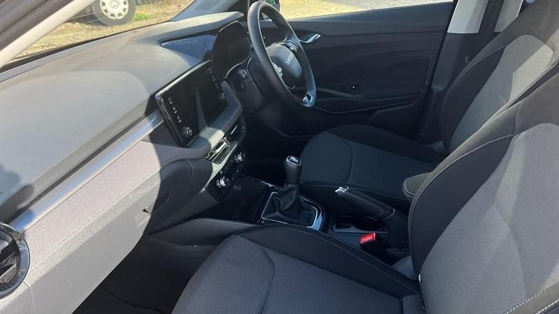 Used Skoda Fabia SE 95 HP (69 kW) 2025 Black magic pearlescent Hatchback