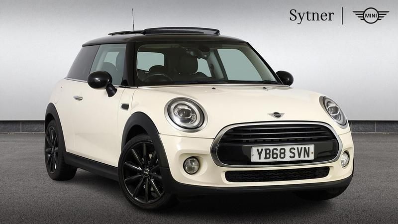 Used Mini Cooper D Hatch 114 HP (83 kW) 2018 White Hatchback