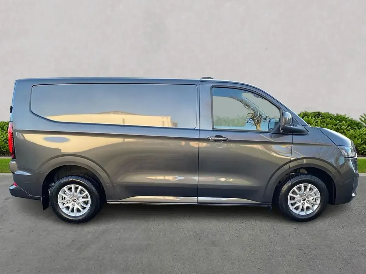 Used VW T7 Pro 160 kW (218 HP) 2025 Grey Van