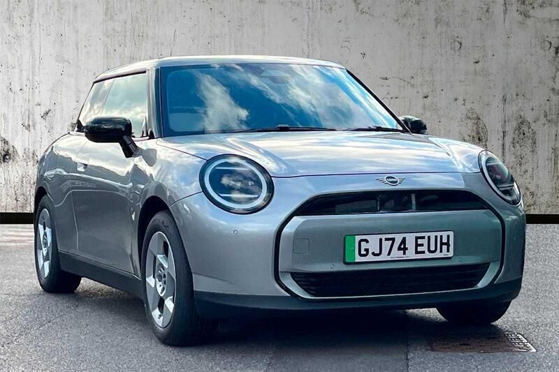 Silver New 2024 Mini Cooper Hatch Hatchback | £26,485 (Fair price) - Image 1/3