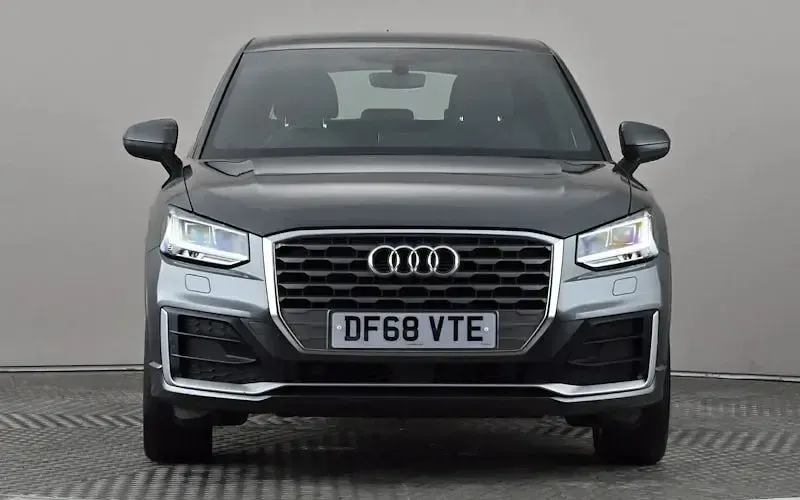 Used Audi Q2 S-Line 150 HP (110 kW) 2019 Grey SUV