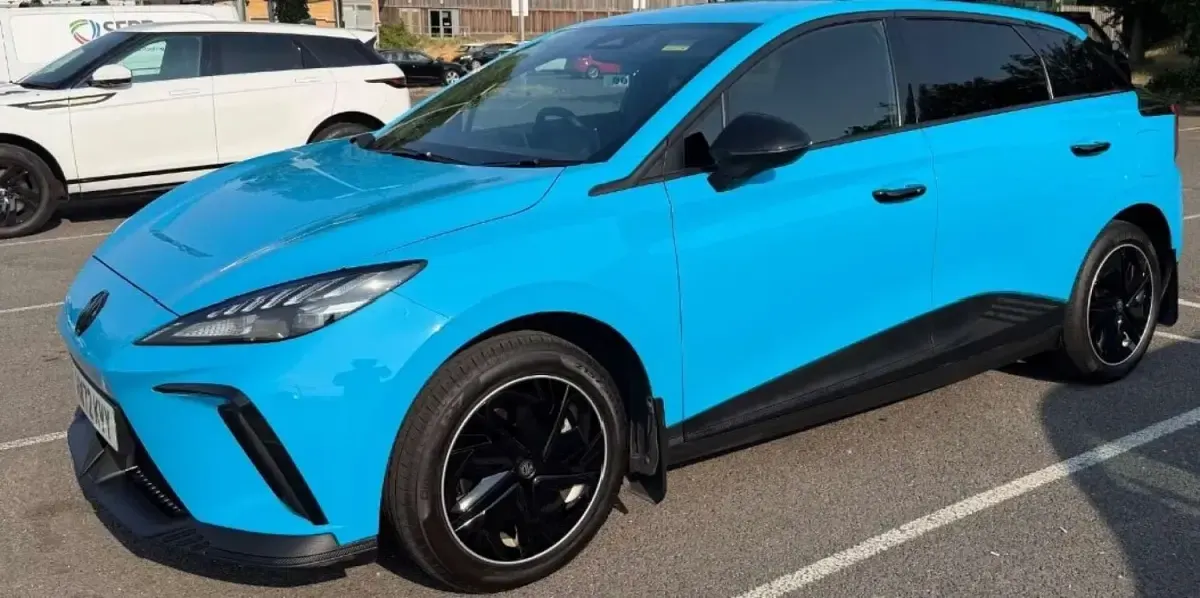 Used MG MG4 EV SE 50 kW (69 HP) 2022 Blue Hatchback
