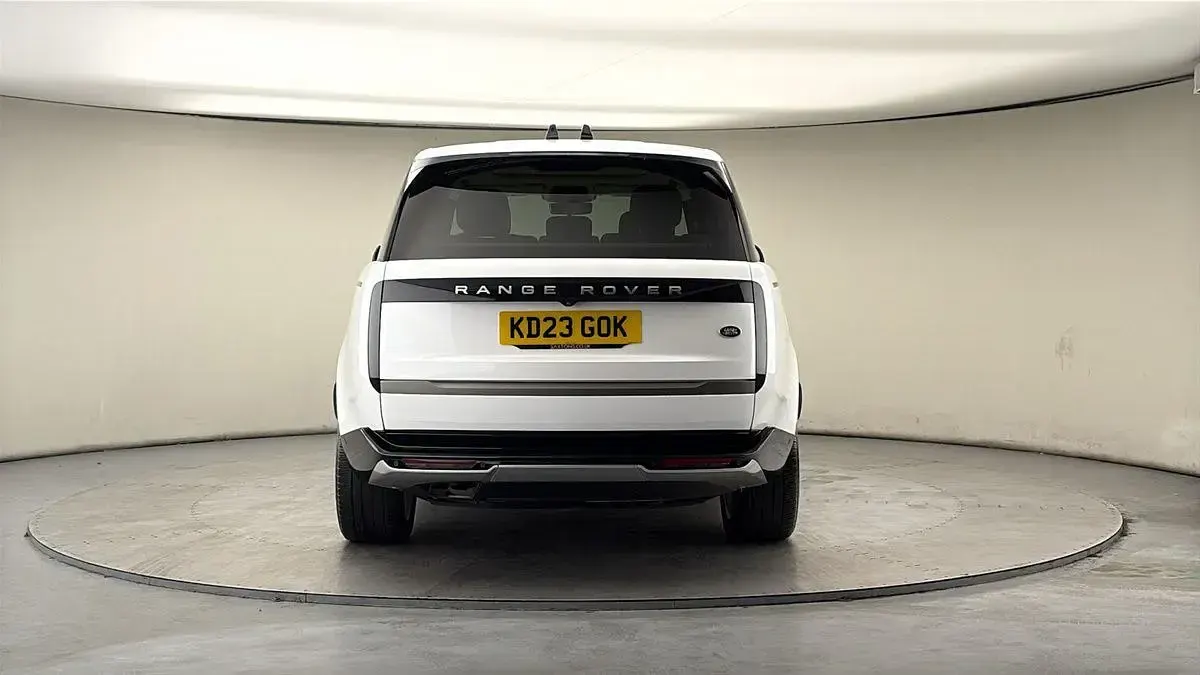 Gebraucht Land Rover Range Rover HSE 300 PS (220 kW) 2023 Weiß SUV