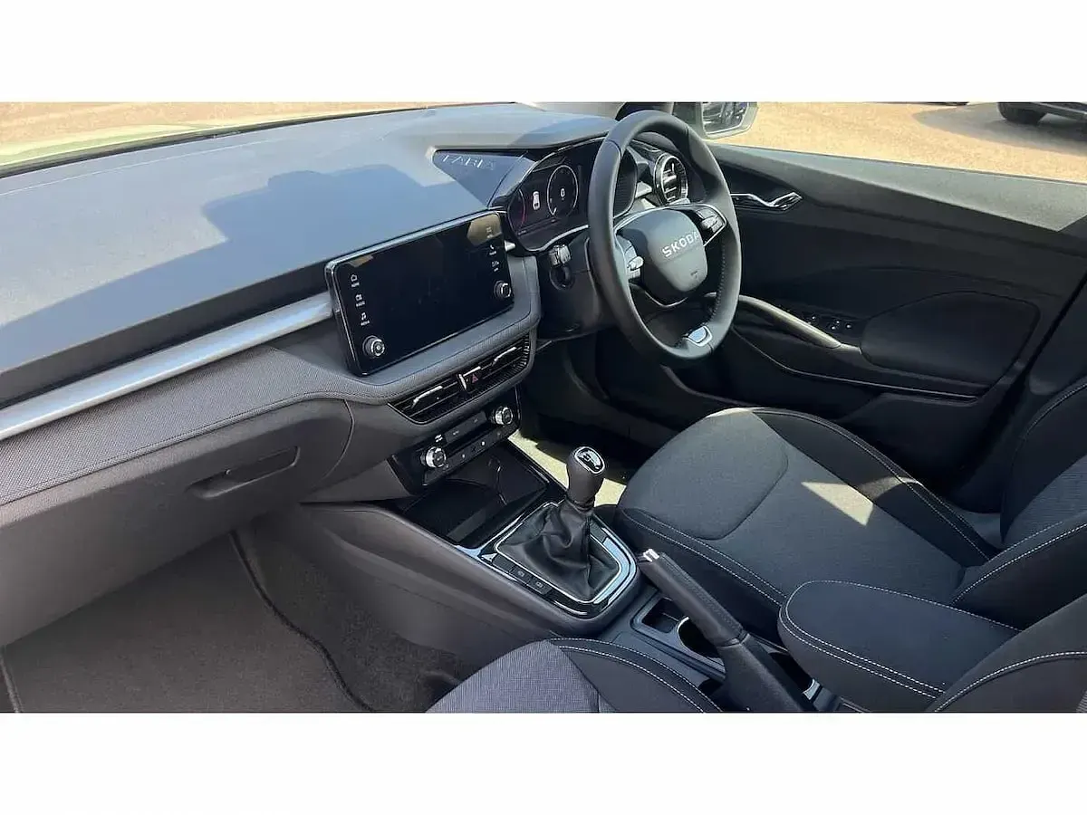 New Skoda Fabia Design Edition 95 HP (69 kW) 2026 Timiano green black magic pearl effect Hatchback