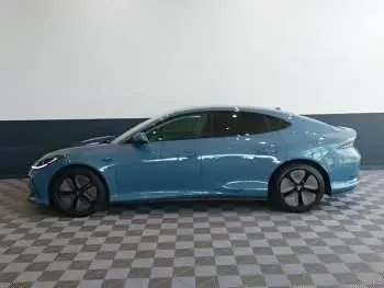 Used MG IM5 216 kW (295 HP) 2025 Blue Hatchback