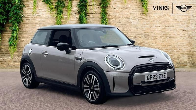 Grey Used 2023 Mini Cooper S Exclusive Hatchback | £23,158 (Good price) - Image 1/4