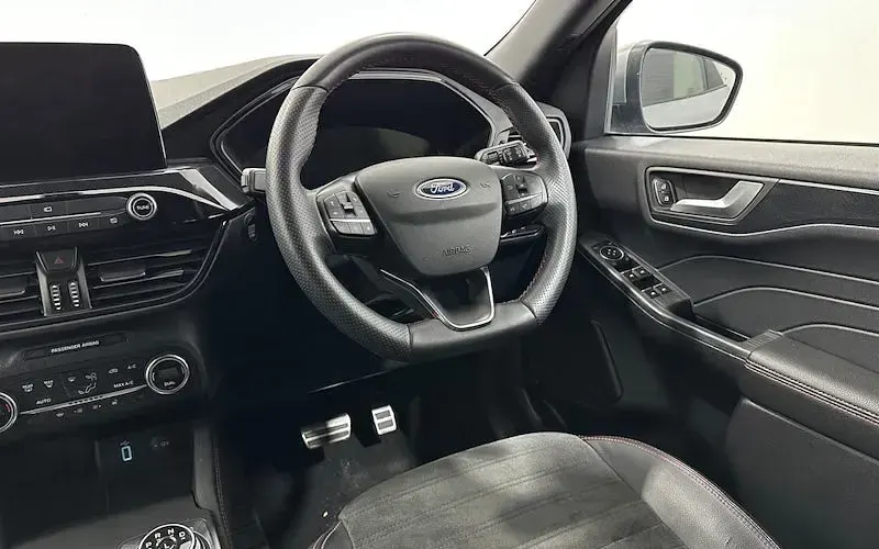 Used Ford Kuga ST-Line X 225 HP (165 kW) 2022 Silver SUV