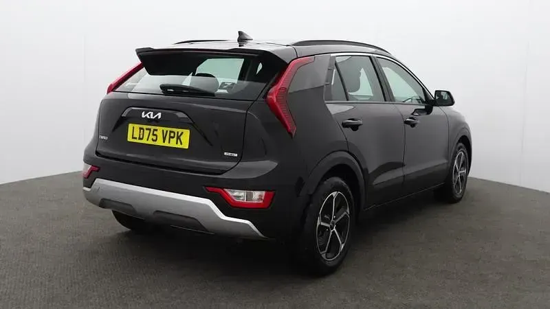 Used Kia Niro 2025 Black SUV
