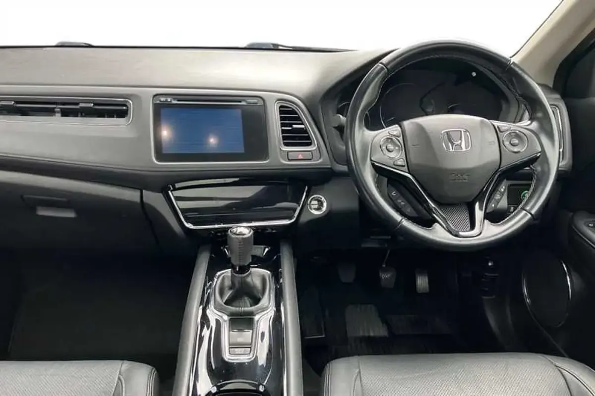 Used Honda HR-V EX 130 HP (95 kW) 2018 Grey SUV