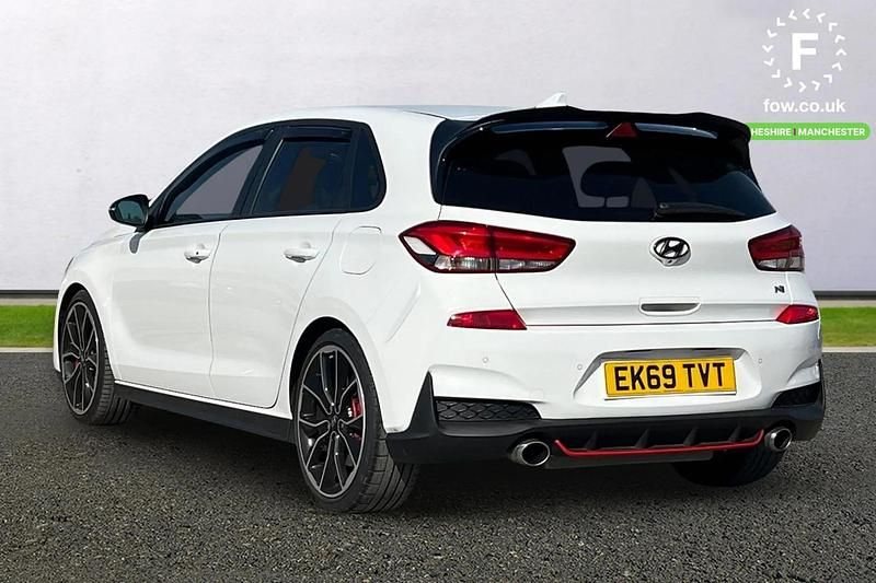 Used Hyundai i30 N Performance 275 HP (202 kW) 2019 White Hatchback
