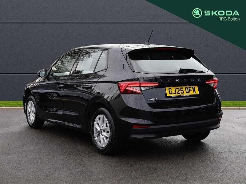 Used Skoda Fabia SE 94 HP (69 kW) 2025 Black magic pearl effect Hatchback