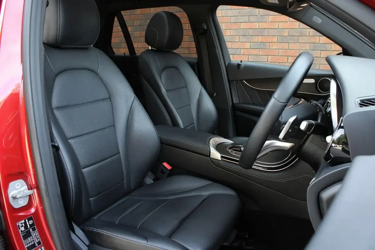 Used Mercedes GLC250 AMG 204 HP (150 kW) 2019 Red SUV